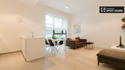 /international/be/brussels-brussels-310108592431/