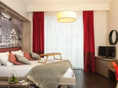 /international/be/boulevard-anspach-brussels-brussels-310096789982/