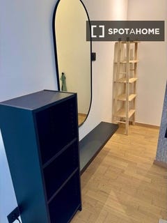/international/be/liege-liege-310108556765/