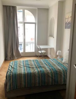 /international/be/chaussee-de-wavre-auderghem-brussels-310093846285/
