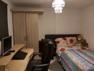 /international/be/brusselbaan-sint-pieters-leeuw-west-flanders-310094392184/