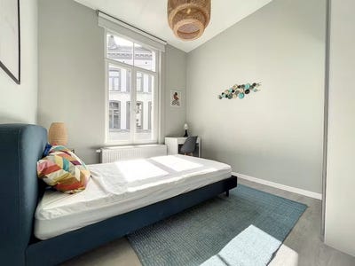 /international/be/rue-de-spa-brussels-brussels-310108895361/
