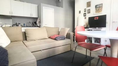 /international/be/rue-saint-michel-brussels-brussels-310108645343/