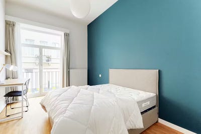 /international/be/rue-stevin-brussels-brussels-310108644688/
