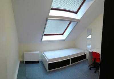 /international/be/lenniksebaan-anderlecht-brussels-310093820401/