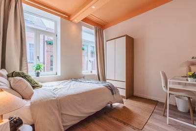 /international/be/rue-du-cadran-saint-josse-ten-noode-brussels-310108671286/