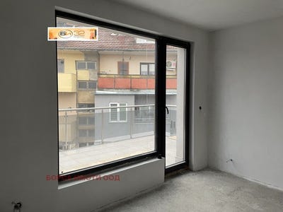 /international/bg/център-centar-враца-vraca-310098288351/