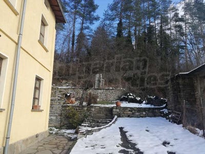 /international/bg/гр-априлци-gr-aprilci-ловеч-lovech-310098509433/
