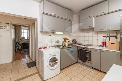 /international/bg/зона-б-18-zona-b-18-софия-sofia-city-province-310097623140/?lang=en