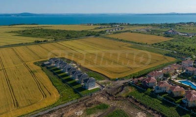 /international/bg/гр-поморие-gr-pomorie-бургас-burgas-310099610832/