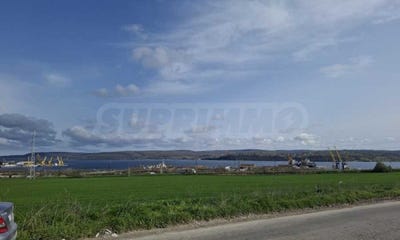 /international/bg/с-езерово-s-ezerovo-варна-varna-310108560437/