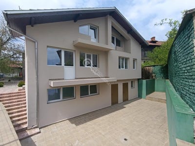 /international/bg/гр-трявна-gr-triavna-габрово-gabrovo-310098513092/