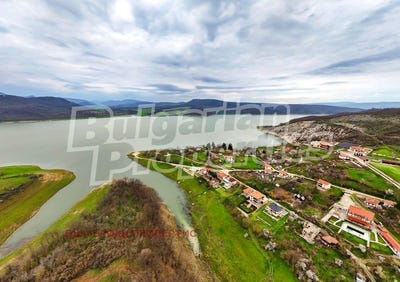 /international/bg/с-дебелец-s-debelec-варна-varna-310107177483/