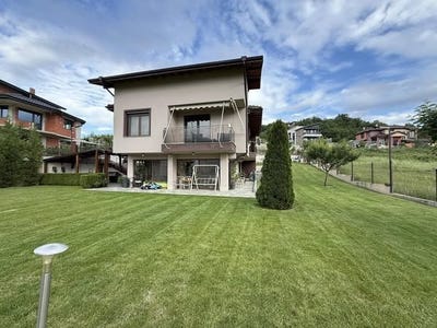 /international/bg/с-изгрев-s-izgrev-благоевград-blagoevgrad-province-310100573348/