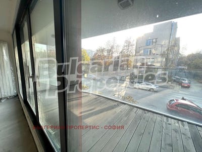 /international/bg/дианабад-dianabad-софия-sofia-city-province-310096906393/?lang=en
