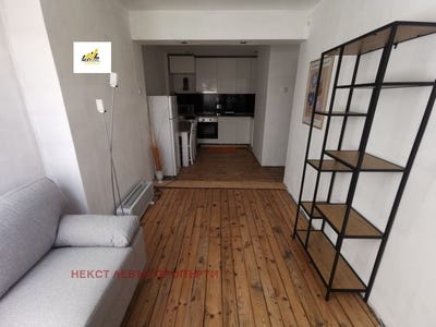 /international/bg/зона-б-18-zona-b-18-софия-sofia-city-province-310098946925/?lang=en