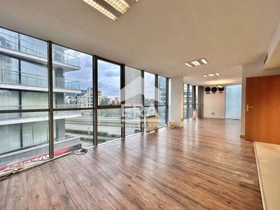 /international/bg/манастирски-ливади-manastirski-livadi-софия-sofia-city-province-310099590341/