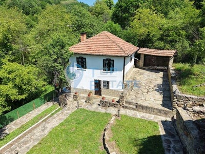 /international/bg/гр-трявна-gr-triavna-габрово-gabrovo-310108420110/