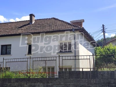 /international/bg/с-голям-извор-s-goliam-izvor-ловеч-lovech-310108556055/