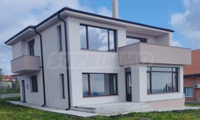 /international/bg/с-лъка-s-laka-бургас-burgas-310094290695/