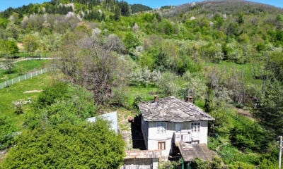 /international/bg/гр-априлци-gr-aprilci-ловеч-lovech-310098505741/