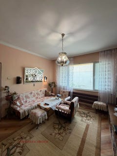 /international/bg/център-под-руската-гимназия-centar-pod-ruskata-gimnazia-стара-загора-stara-zagora-310108557477/