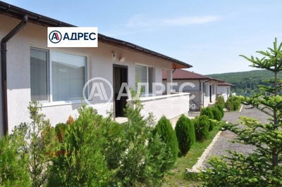 /international/bg/с-юнец-s-iunec-варна-varna-310095278058/