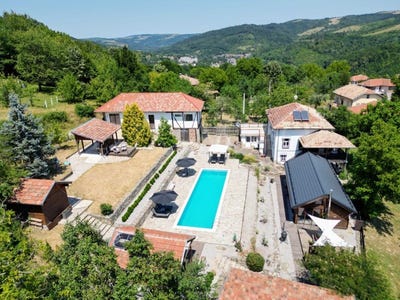 /international/bg/гр-трявна-gr-triavna-габрово-gabrovo-310104567956/