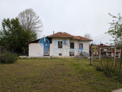 /international/bg/с-сливовица-s-slivovica-велико-търново-veliko-tarnovo-province-310099780085/
