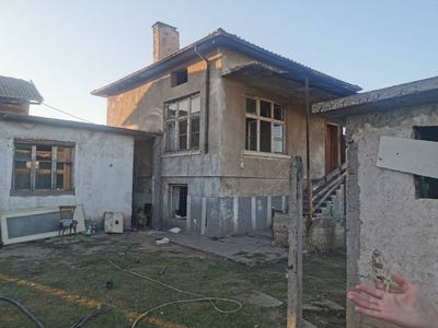 /international/bg/с-избеглии-s-izbeglii-пловдив-plovdiv-province-310096797102/