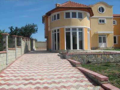 /international/bg/с-здравец-s-zdravec-варна-varna-310098511829/