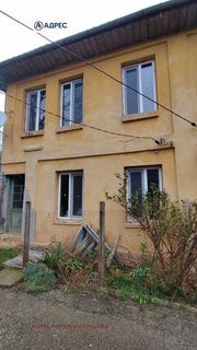 /international/bg/с-горно-трапе-s-gorno-trape-ловеч-lovech-310098813104/