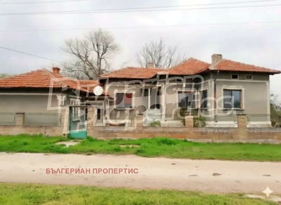 /international/bg/с-секулово-s-sekulovo-силистра-silistra-310106046603/