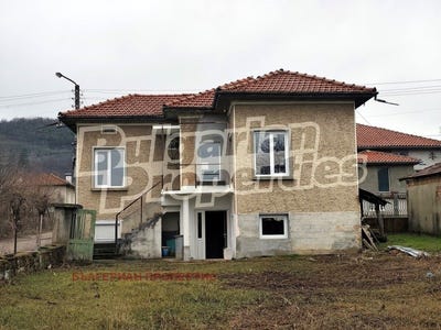 /international/bg/с-градница-s-gradnica-габрово-gabrovo-310105742152/