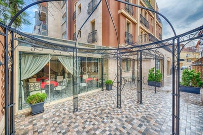 /international/bg/център-centar-софия-sofia-city-province-310093868825/