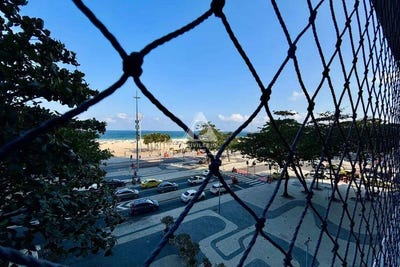 /international/br/1010-avenida-atlantica-unit-201-rio-de-janeiro-rio-de-janeiro-310101285545/