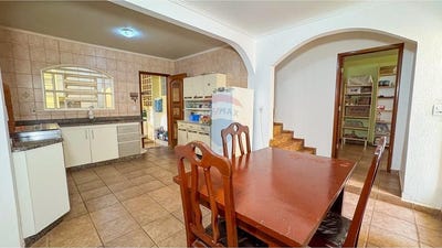 /international/br/14-etapa-d-quadra-6-casa-14-valparaiso-de-goias-goias-310101578628/