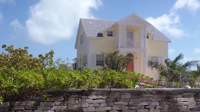 /international/bs/cape-santa-maria-house-long-island-long-island-310106384205/
