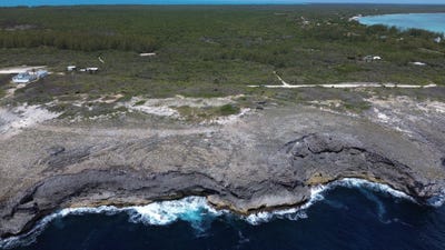 /international/bs/lot-158-a-whale-point-ele-eleuthera-south-eleuthera-310099678609/