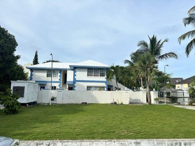/international/bs/488-w-bay-st-nassau-the-bahamas-cable-beach-new-providence-310104563855/