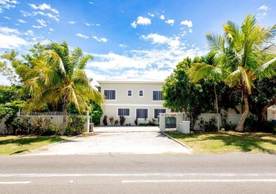 /international/bs/135-yamacraw-hill-rd-fourplex-new-providence-paradise-island-new-providence-paradise-island-310102033016/