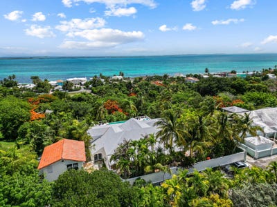 /international/bs/14-tower-heights-new-providence-paradise-island-310101108739/?lang=en