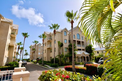 /international/bs/love-beach-walk-unit-3-new-providence-paradise-island-new-providence-paradise-island-310106510256/