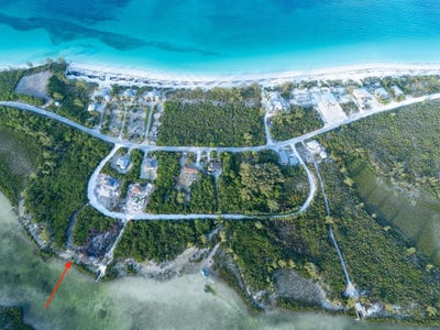 /international/bs/unnamed-road-great-harbour-cay-berry-islands-310102272392/