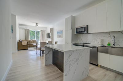 /international/bs/w-bay-street-unit-7-new-providence-paradise-island-new-providence-paradise-island-310108486408/