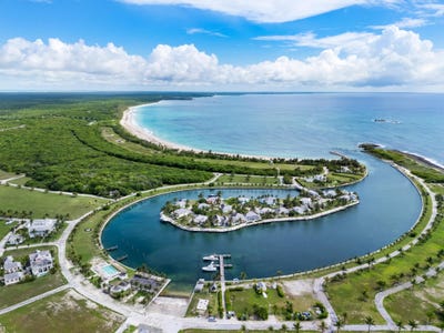 /international/bs/15-bay-st-schooner-bay-abaco-central-abaco-310106713424/