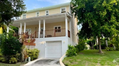 /international/bs/38-shoreline-freeport-bhs-grand-bahama-freeport-grand-bahama-freeport-310105098830/
