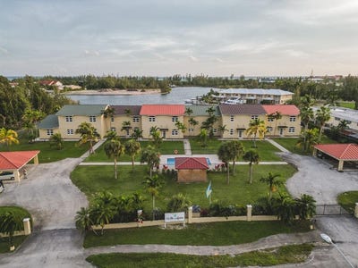 /international/bs/13-14-midshipman-road-unit-4-grand-bahama-freeport-grand-bahama-freeport-310106608543/