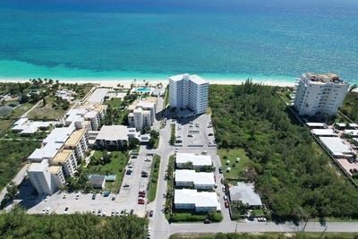 /international/bs/jj6m-29-grand-bahama-east-grand-bahama-310108262482/
