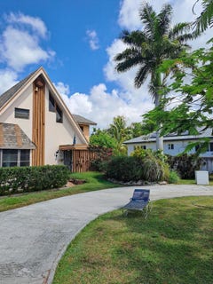 /international/bs/coral-heights-lot-9-blo-new-providence-paradise-island-new-providence-paradise-island-310106246015/